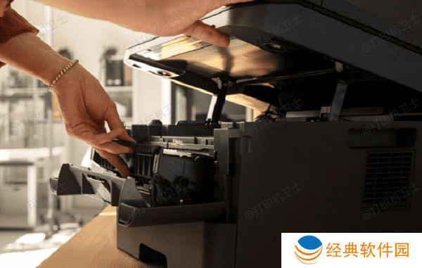 检查是否存在卡纸现象 检查是否存在卡纸现象